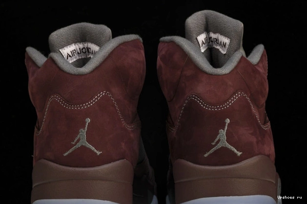 Retro (2023) Jordan DZ4131-600  5  Burgundy 0520